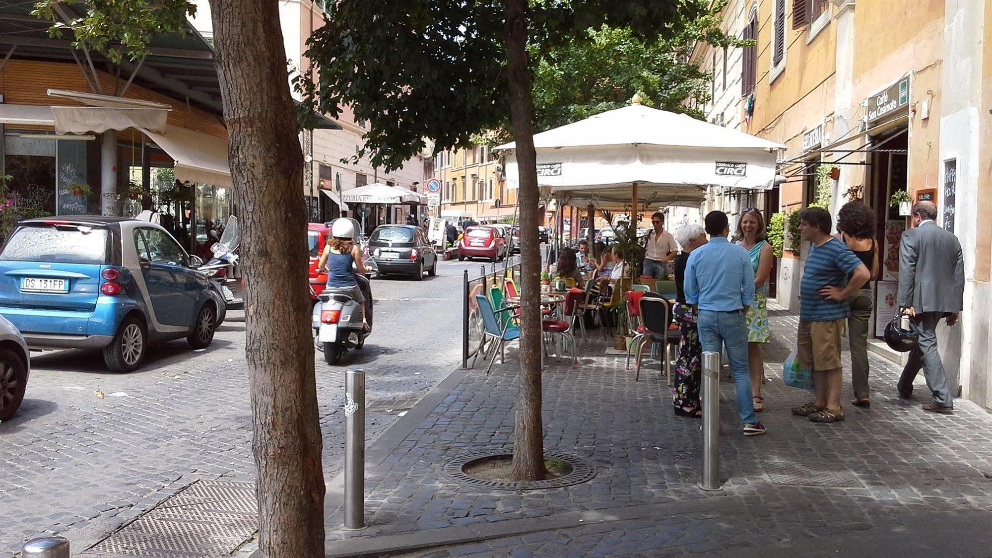Liv'in Trastevere